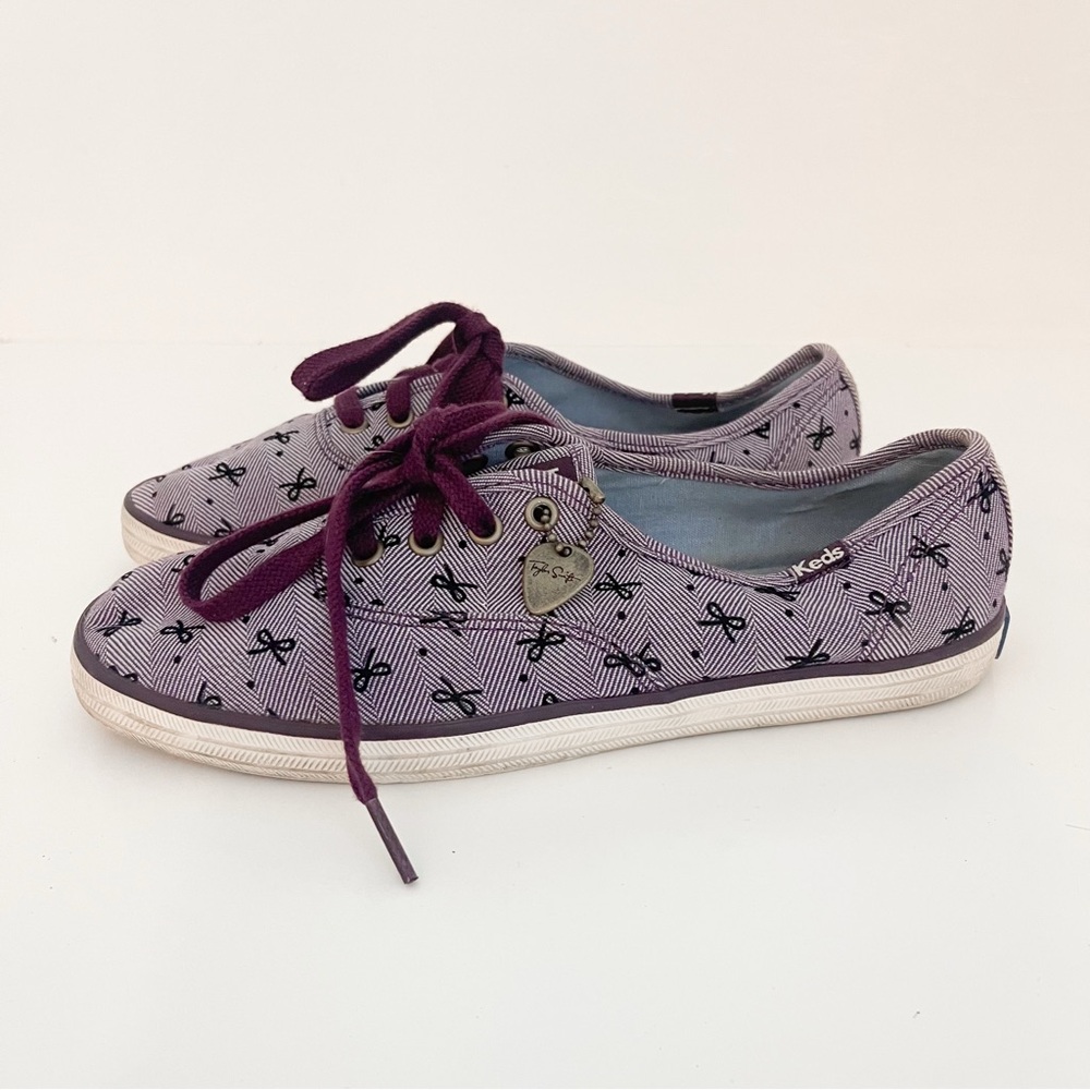 Taylor Swift x Keds Purple Striped Bow Speak Now Keychain Sneakers Shoes Size 7